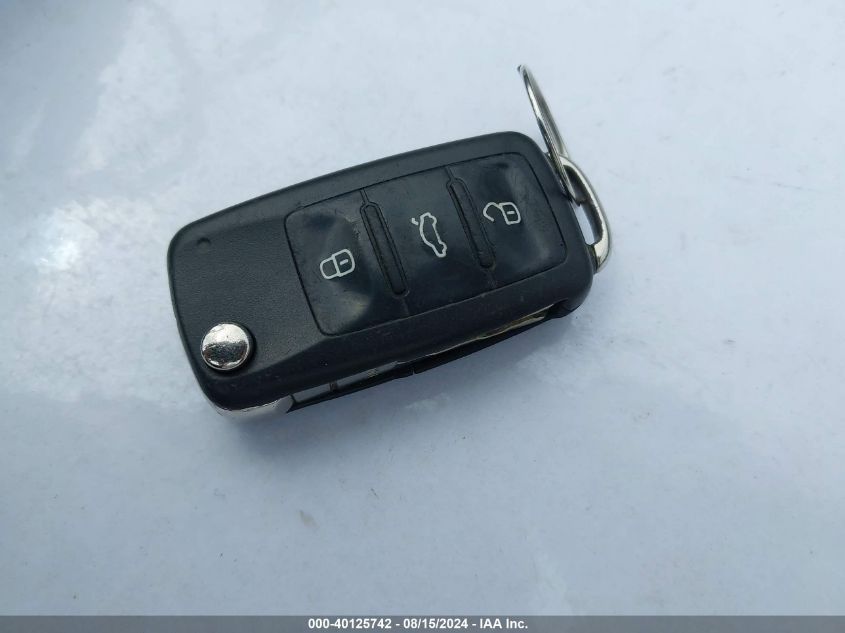 2014 VOLKSWAGEN GTI DRIVER'S EDITION/WOLFSBURG EDITION - WVWHD7AJ2EW011156