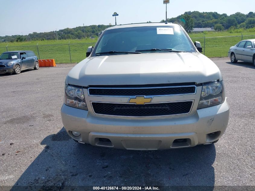 2013 Chevrolet Suburban 1500 Lt VIN: 1GNSKJE71DR291745 Lot: 40126674