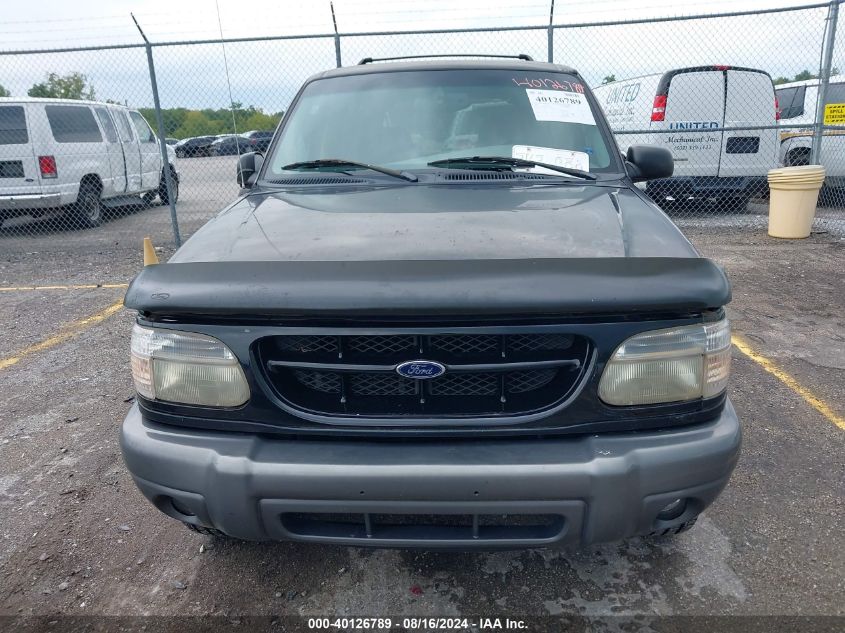 1FMYU70E7YUA90985 2000 Ford Explorer Sport