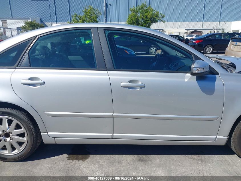 2009 Volvo S40 2.4I VIN: YV1MS390192454527 Lot: 40127039