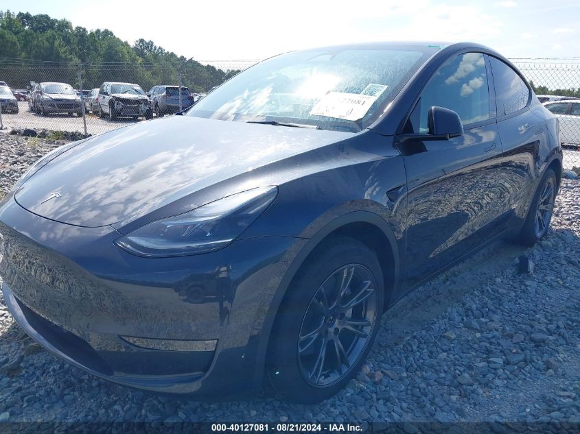 2024 Tesla Model Y Long Range Dual Motor All-Wheel Drive VIN: 7SAYGAEE7RF155624 Lot: 40127081