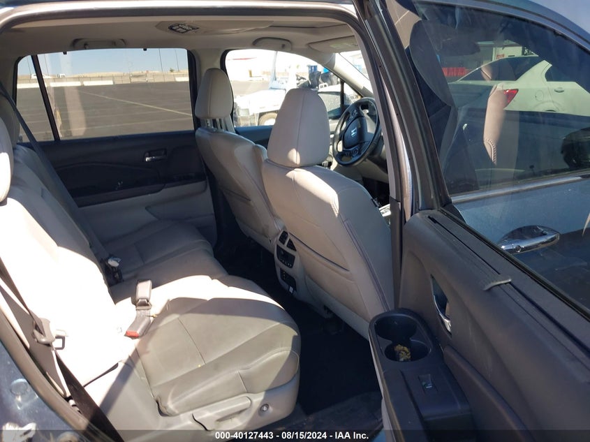 2016 HONDA PILOT TOURING - 5FNYF5H99GB010054