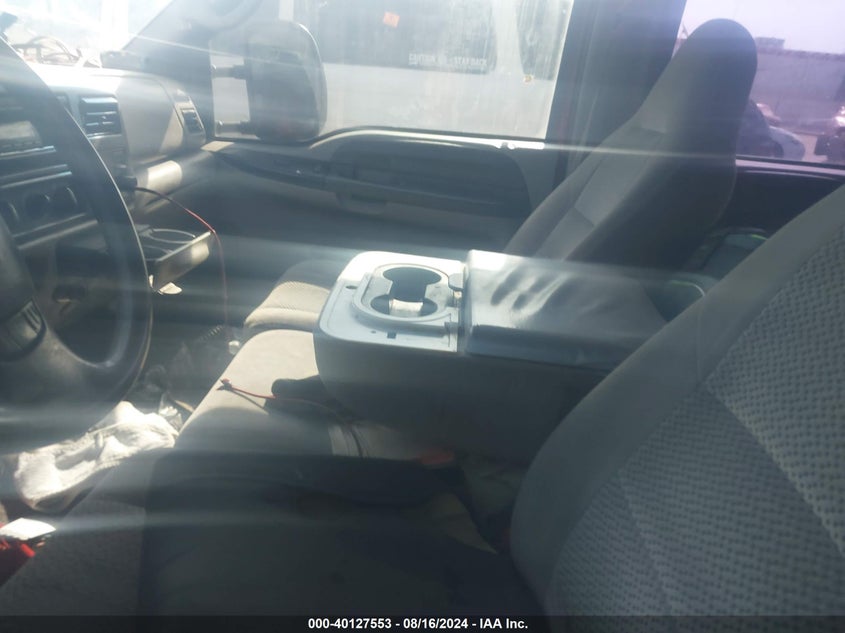 2001 Ford F250 Super Duty VIN: 1FTNW20FX1EB04701 Lot: 40127553