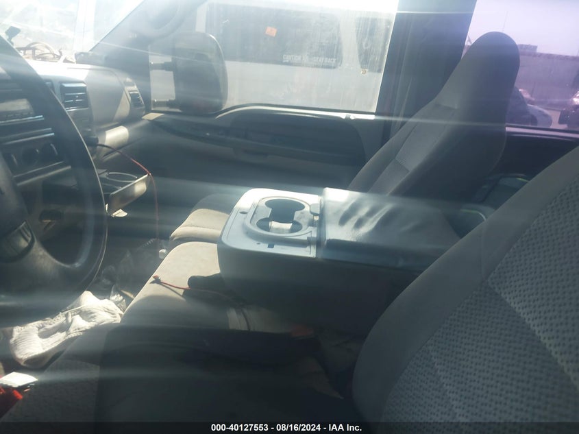 2001 Ford F250 Super Duty VIN: 1FTNW20FX1EB04701 Lot: 40127553