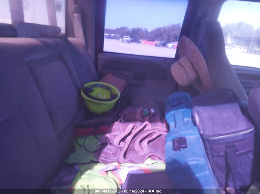 2001 Ford F250 Super Duty VIN: 1FTNW20FX1EB04701 Lot: 40127553