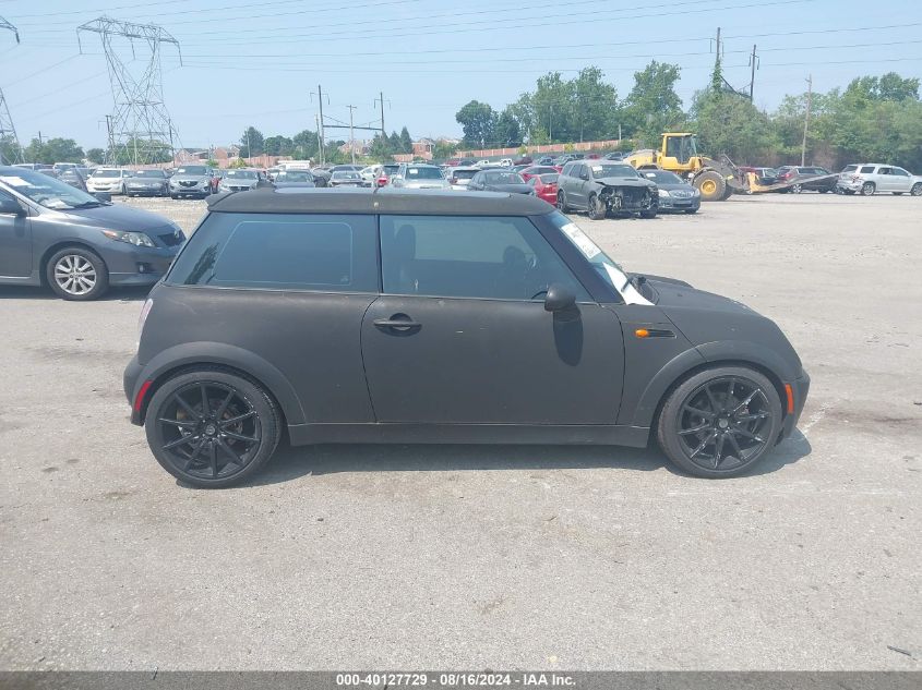 2006 Mini Cooper VIN: WMWRC33576TK65011 Lot: 40127729
