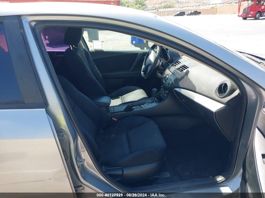2012 MAZDA MAZDA3 VIN: JM1BL1UF4C1595650