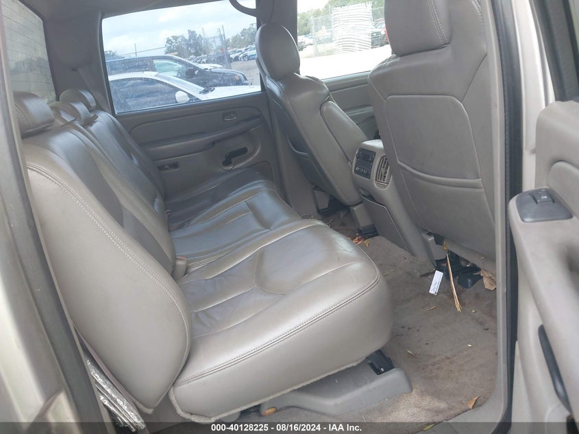 2005 Chevrolet Silverado 1500 Lt VIN: 2GCEC13T451129122 Lot: 40128225