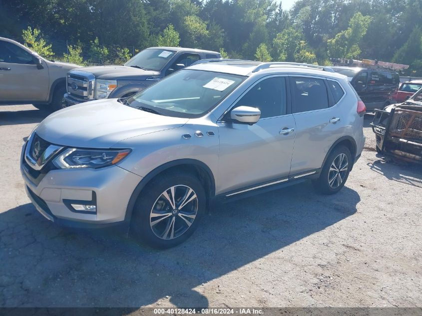 5N1AT2MV1HC883027 2017 NISSAN ROGUE - Image 2