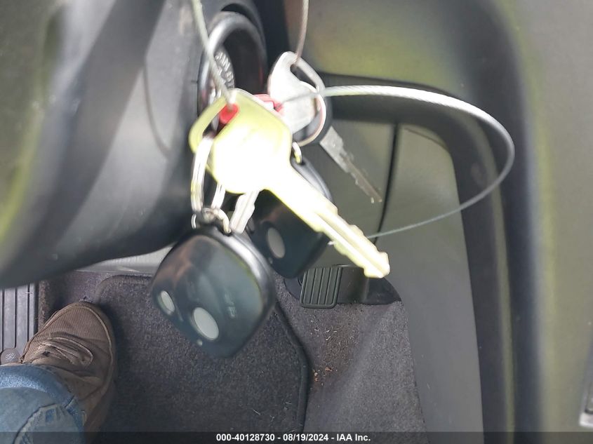 2000 Subaru Legacy L VIN: 4S3BE6358Y7202852 Lot: 40128730