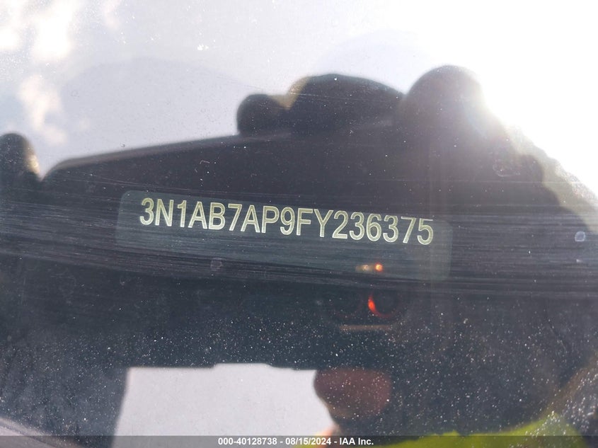 2015 Nissan Sentra Fe+ S/S/Sl/Sr/Sv VIN: 3N1AB7AP9FY236375 Lot: 40128738