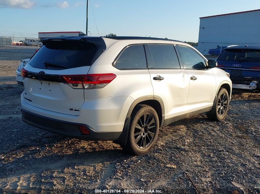 2019 TOYOTA HIGHLANDER SE - 5TDJZRFH0KS984293