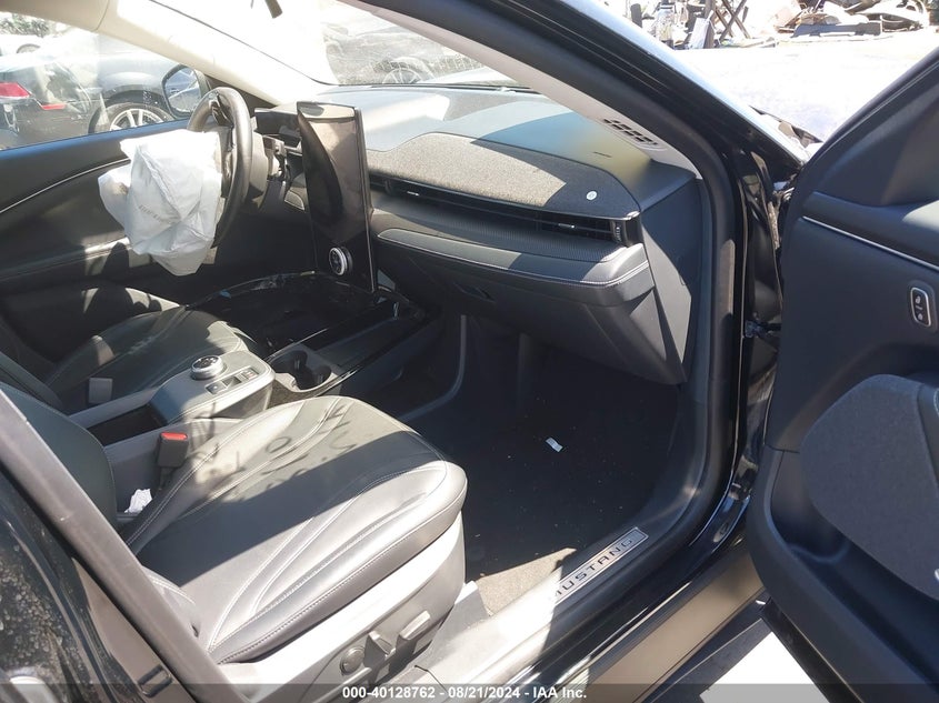 2023 FORD MUSTANG MACH-E PREMIUM - 3FMTK3R78PMA40418