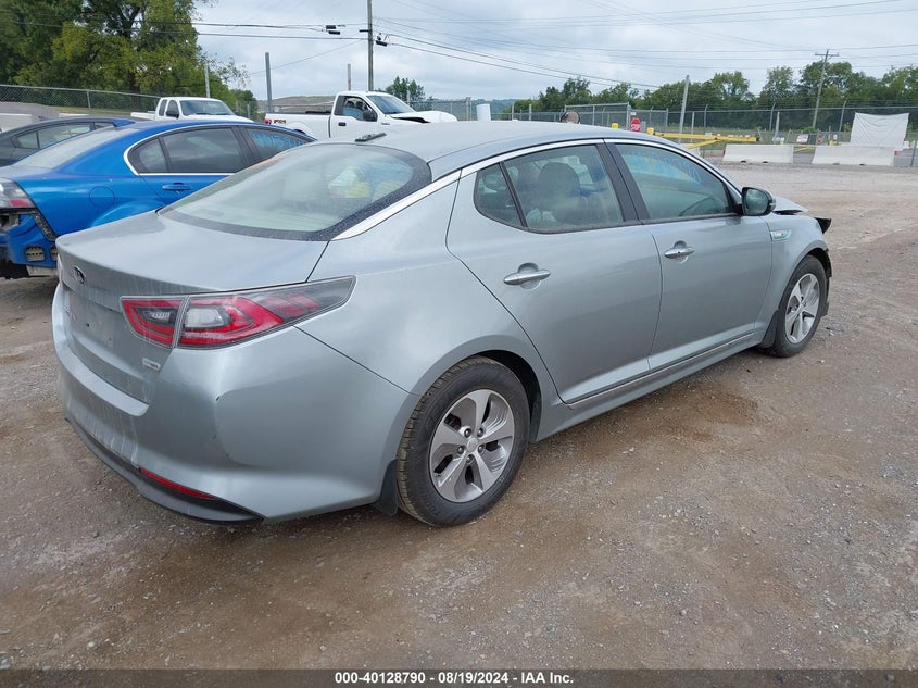 2015 KIA OPTIMA VIN: KNAGM4ADXF5084610