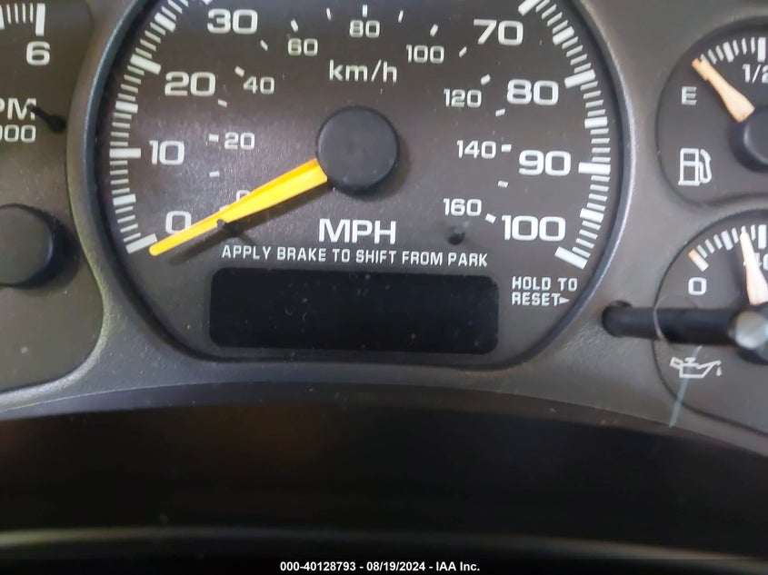 2000 Chevrolet Silverado 1500 Lt VIN: 2GCEC19TXY1124230 Lot: 40128793