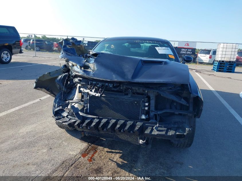 2018 Dodge Challenger Sxt VIN: 2C3CDZAG2JH121941 Lot: 40128849