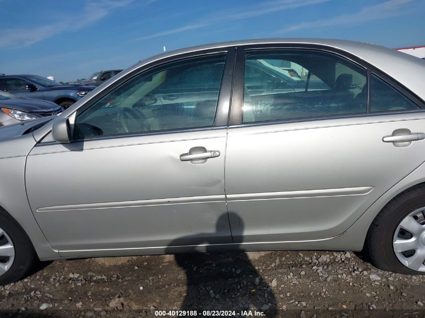 4T1BE32K94U799488 2004 Toyota Camry Le