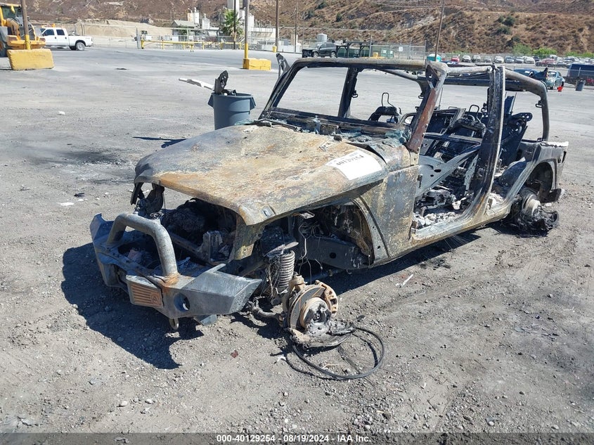 2017 JEEP WRANGLER UNLIMITED SPORT 4X4 - 1C4BJWDG5HL592151