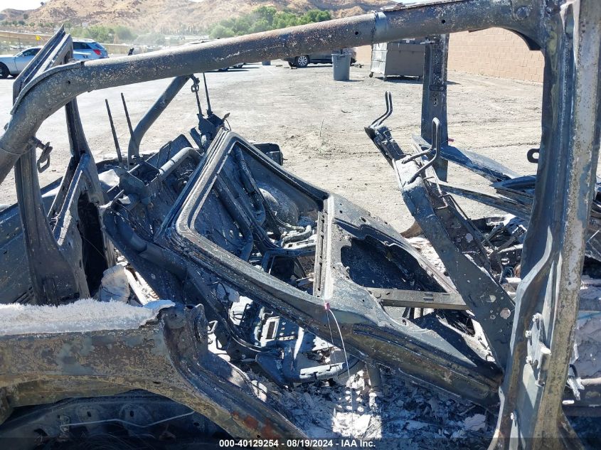 2017 JEEP WRANGLER UNLIMITED SPORT 4X4 - 1C4BJWDG5HL592151