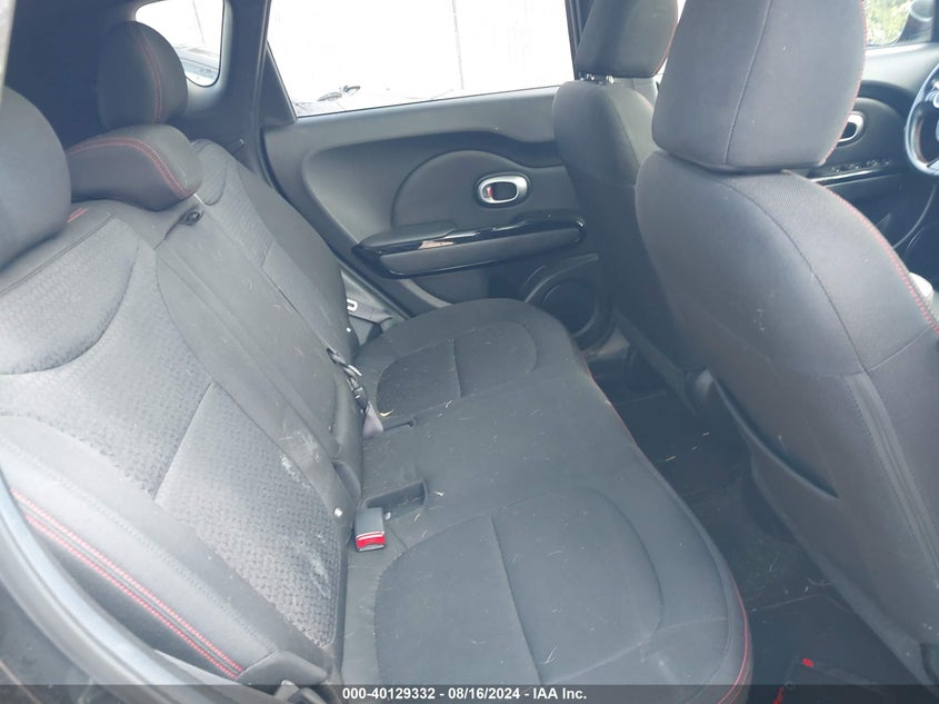 2015 KIA SOUL + - KNDJP3A57F7776282