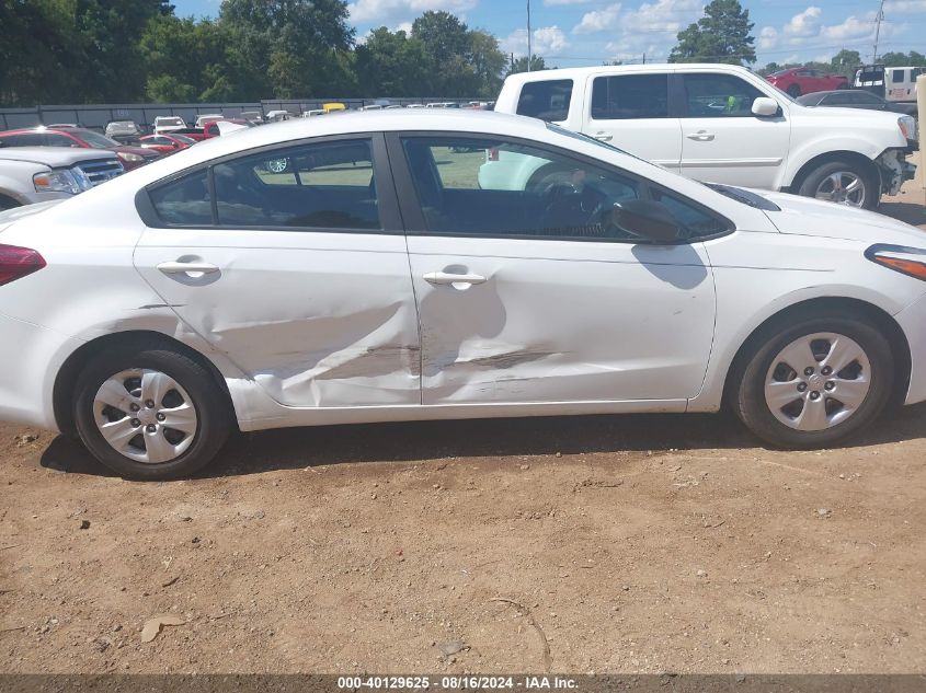 2017 Kia Forte Lx VIN: 3KPFL4A73HE137425 Lot: 40129625