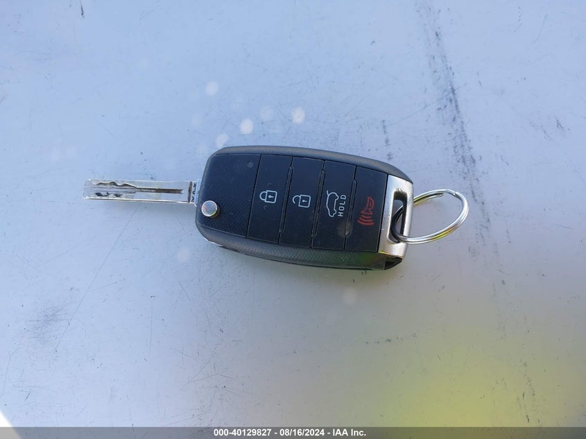 2014 Kia Soul + VIN: KNDJP3A53E7019135 Lot: 40129827