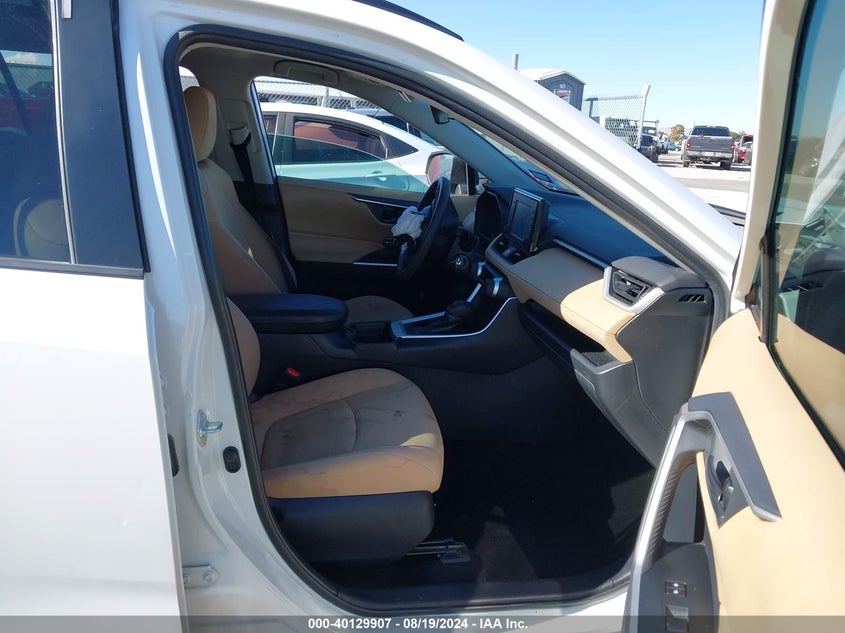 VIN 2T3H1RFV6KW051640 2019 TOYOTA RAV4 LE