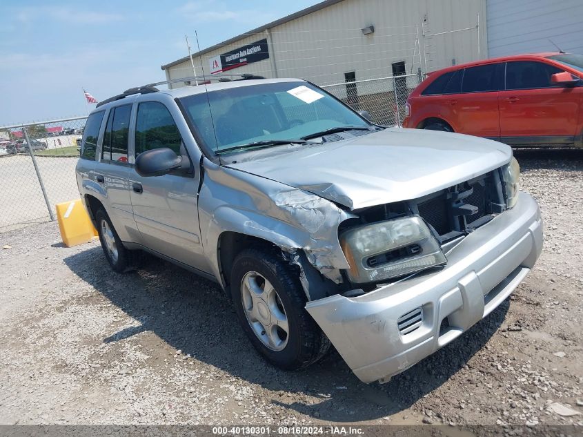 2007 Chevrolet Trailblazer Ls VIN: 1GNDS13SX72112325 Lot: 40130301