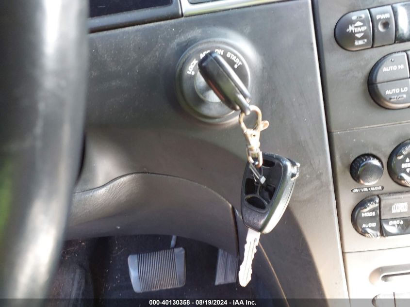 2004 Chrysler Pacifica VIN: 2C8GF68464R343686 Lot: 40130358