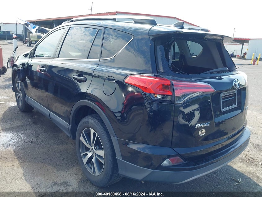 2017 TOYOTA RAV4 XLE - 2T3WFREV5HW356677