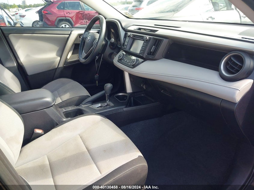 2017 TOYOTA RAV4 XLE - 2T3WFREV5HW356677