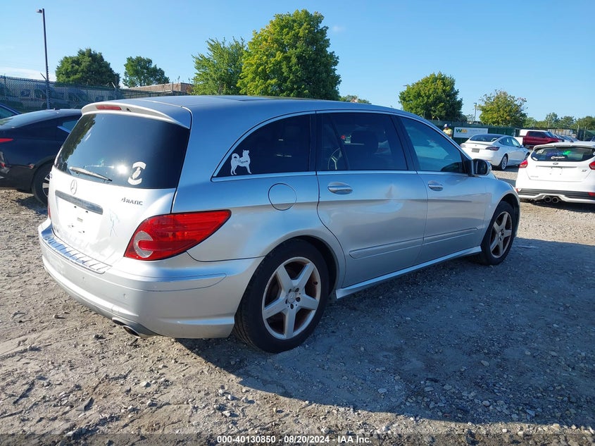 2010 Mercedes-Benz R 350 4Matic VIN: 4JGCB6FE3AA111033 Lot: 40130850