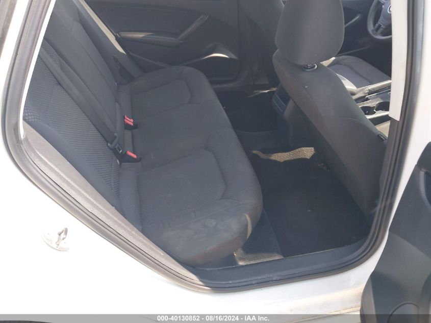 2014 Volkswagen Passat 2.5L S VIN: 1VWAP7A39EC013575 Lot: 40130852