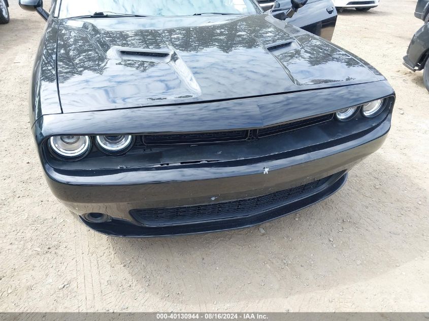 2018 Dodge Challenger Sxt VIN: 2C3CDZAG4JH110939 Lot: 40130944