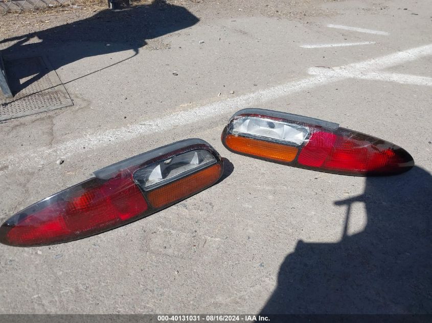 2000 Chevrolet Camaro VIN: 2G1FP22K7Y2143241 Lot: 40131031