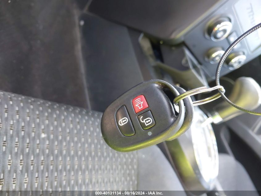 2008 Hyundai Tiburon Gs VIN: KMHHM66D28U294831 Lot: 40131134