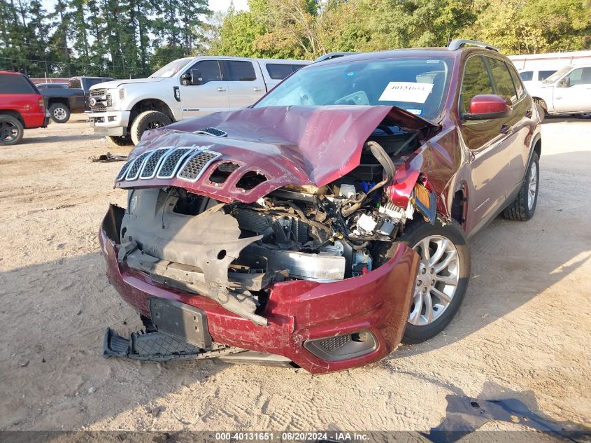 2019 Jeep Cherokee Latitude VIN: 1C4PJLCB8KD332676 Lot: 40131651