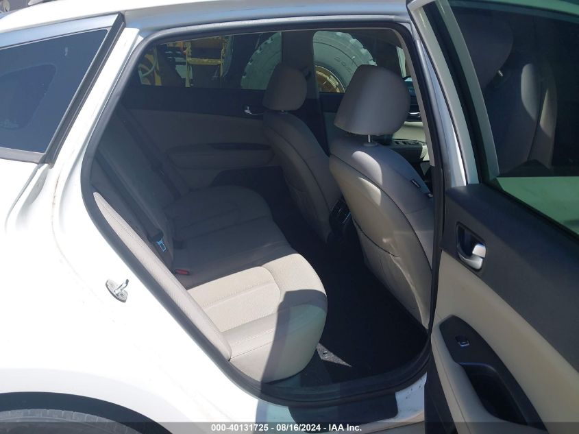 2017 Kia Optima Hybrid VIN: KNAGT4LE0H5010690 Lot: 40131725