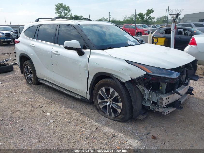 2021 TOYOTA HIGHLANDER XLE - 5TDGZRAH5MS533476