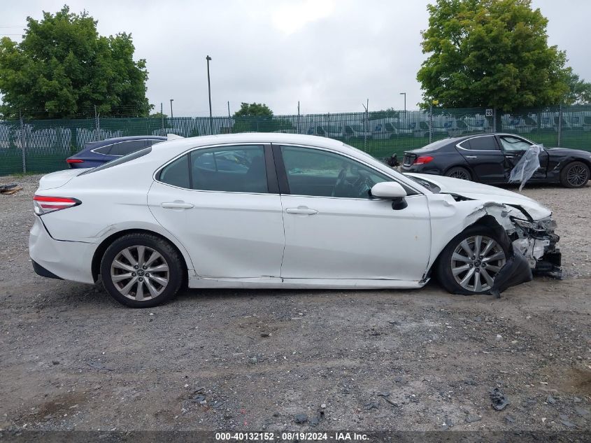 2019 Toyota Camry Le VIN: 4T1B11HK6KU257320 Lot: 40132152