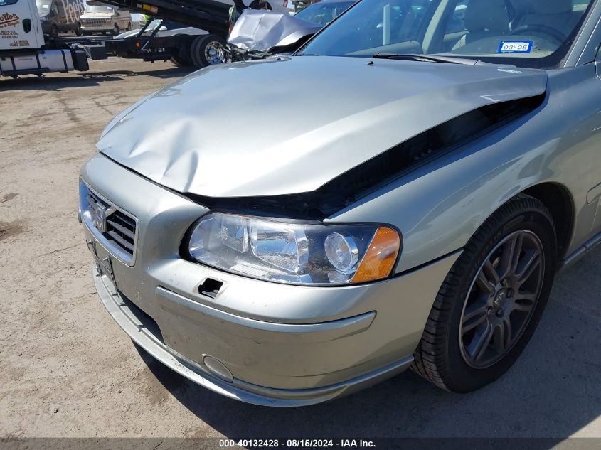 2007 Volvo S60 2.5T VIN: YV1RH592672624475 Lot: 40132428