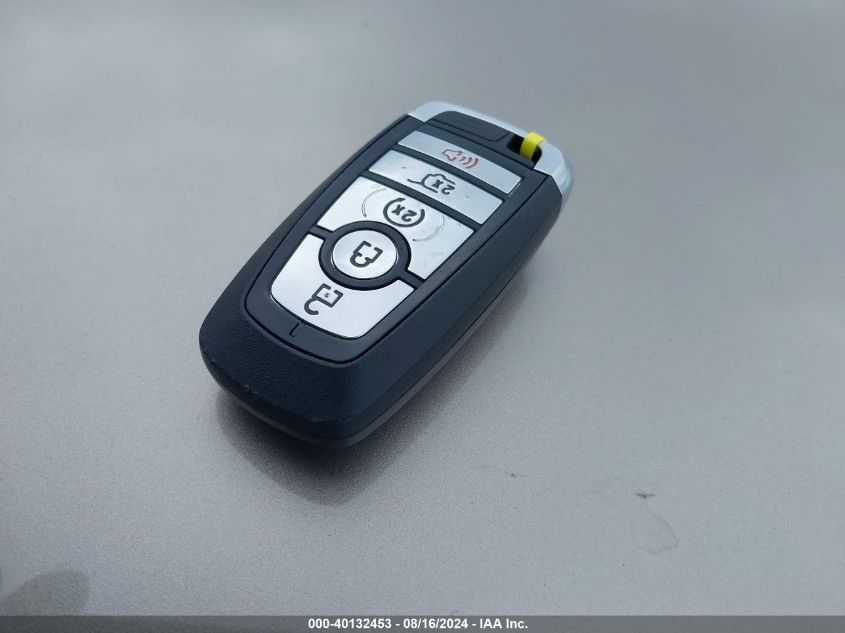 2020 Lincoln Nautilus Reserve VIN: 2LMPJ8K99LBL24752 Lot: 40132453