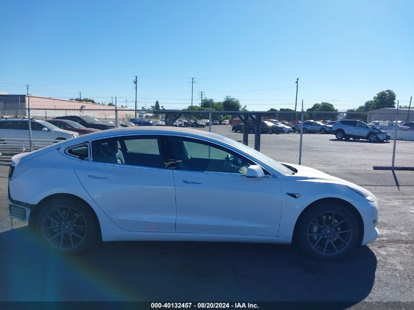 2018 Tesla Model 3 VIN: 5YJ3E1EA3JF098711 Lot: 40132457