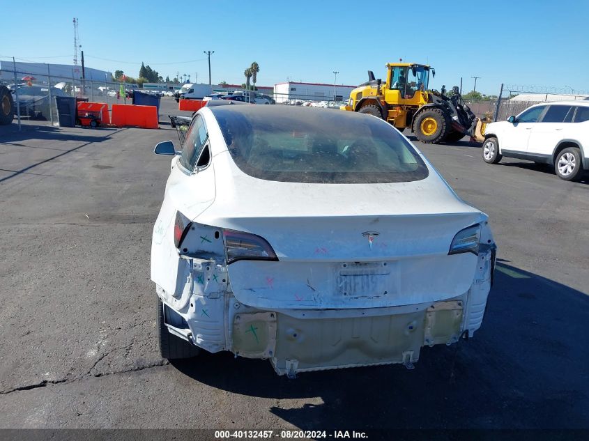 2018 Tesla Model 3 VIN: 5YJ3E1EA3JF098711 Lot: 40132457