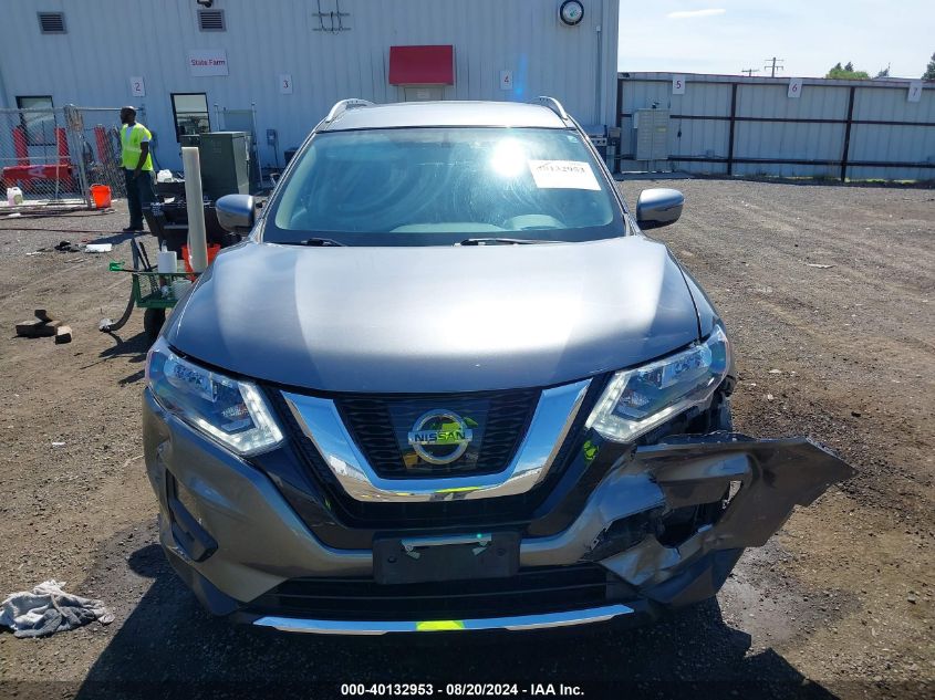 2017 Nissan Rogue Sv VIN: KNMAT2MV4HP597735 Lot: 40132953