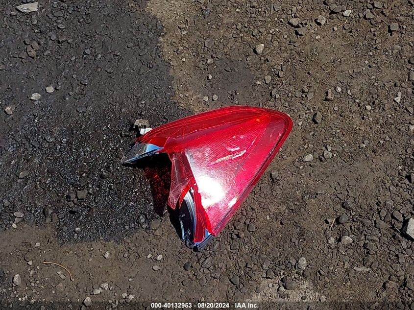 2017 Nissan Rogue Sv VIN: KNMAT2MV4HP597735 Lot: 40132953