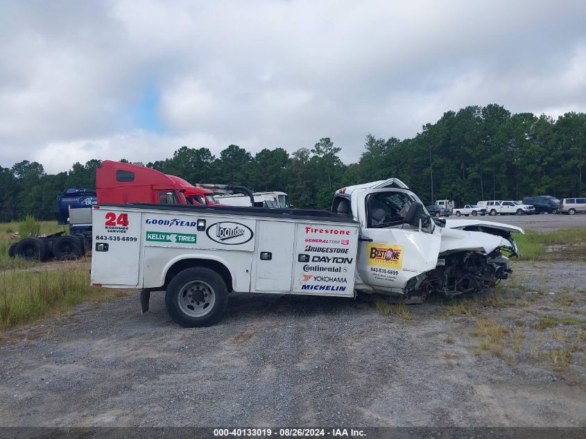 2018 Chevrolet Silverado 3500Hd Chassis Wt VIN: 1GB3CYCG0JF111971 Lot: 40133019