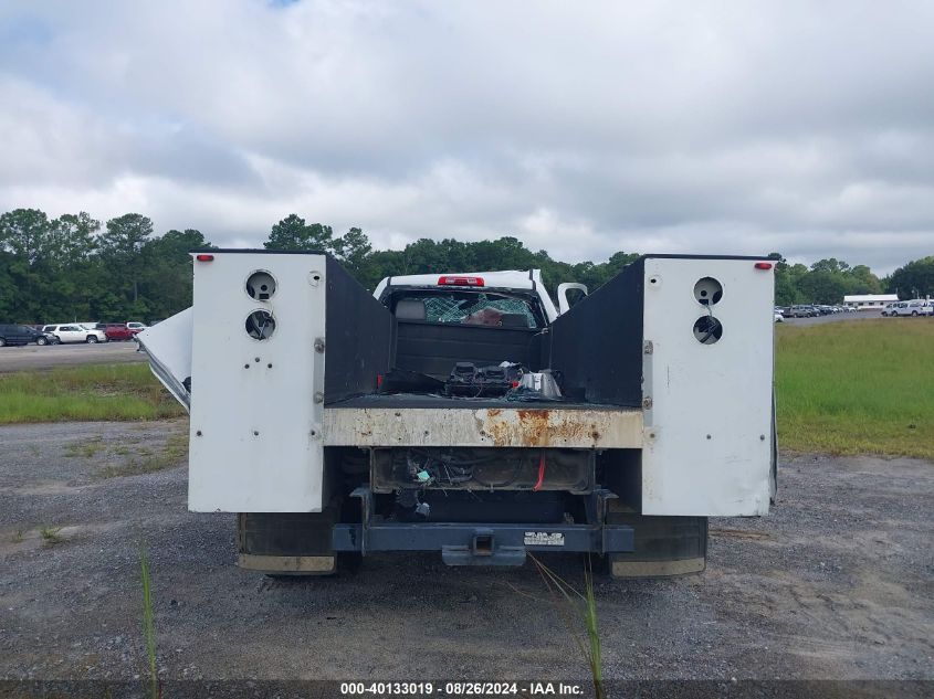 2018 Chevrolet Silverado 3500Hd Chassis Wt VIN: 1GB3CYCG0JF111971 Lot: 40133019