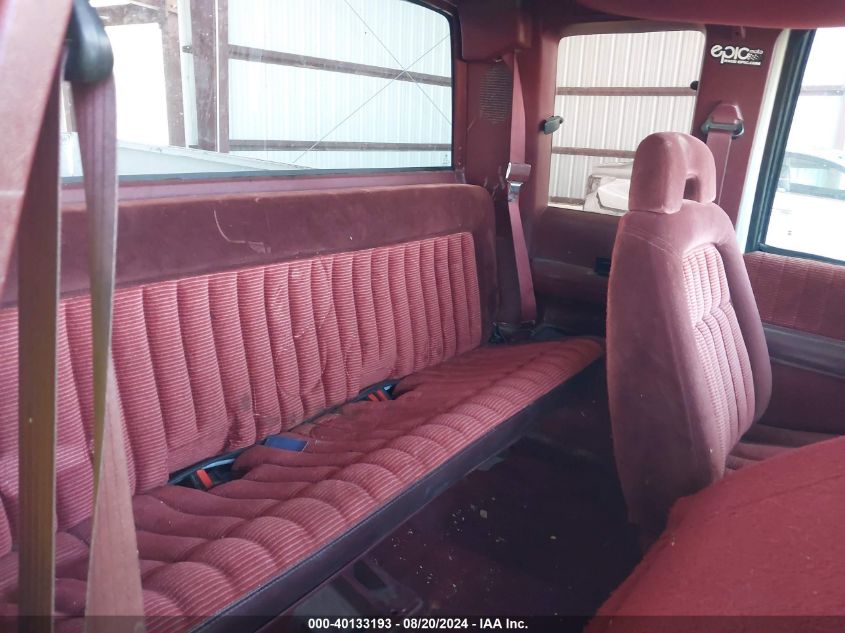 1992 GMC Sierra K1500 VIN: 2GTEK19K4N1559847 Lot: 40133193