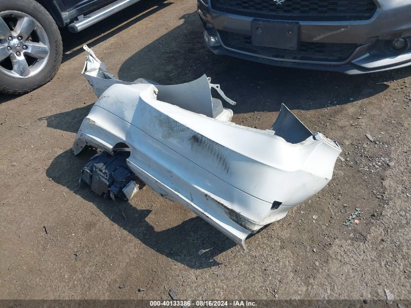 2011 BMW 3 Series Xi VIN: WBAPL5C57BA918302 Lot: 40133386